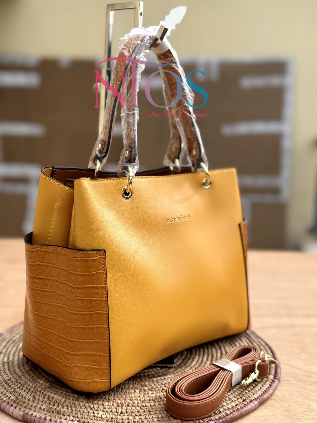 Sac 👜 en cuir tout droit d' italie💎⚡️